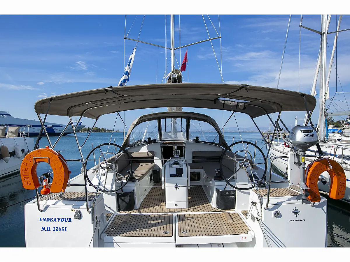 Sun Odyssey 440
