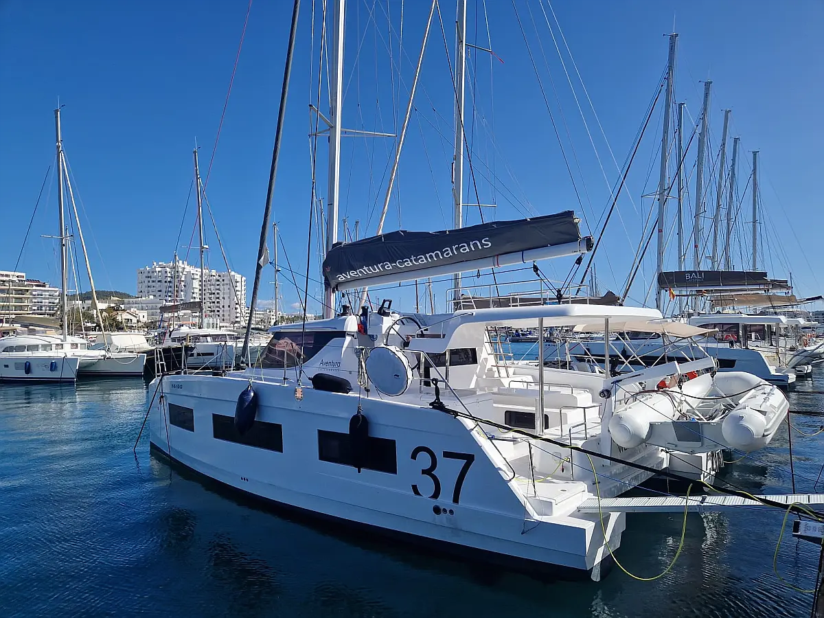 AVENTURA 37