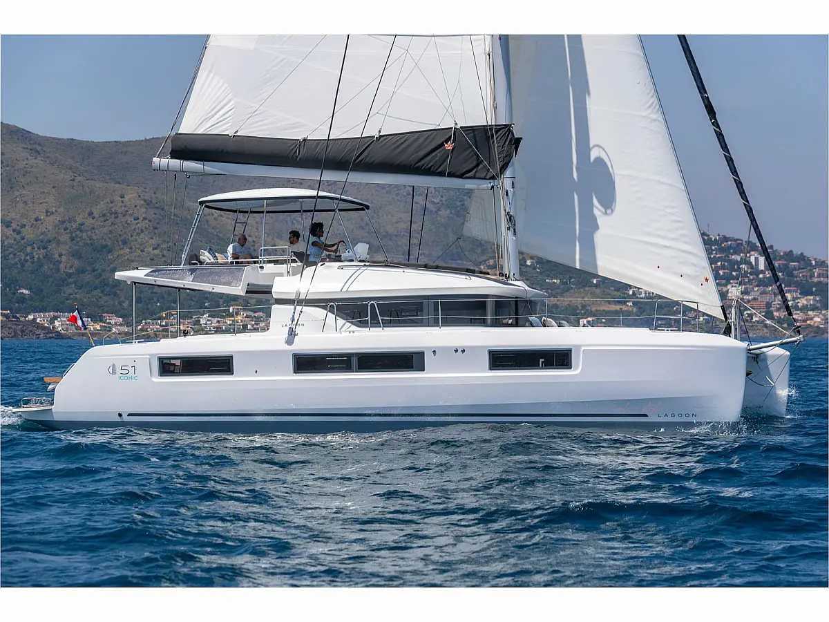 Lagoon 51 Iconic