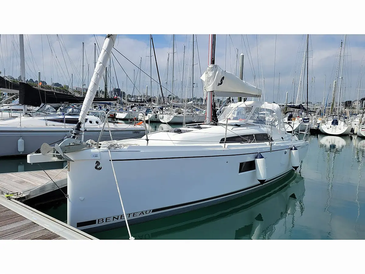 Oceanis 30.1