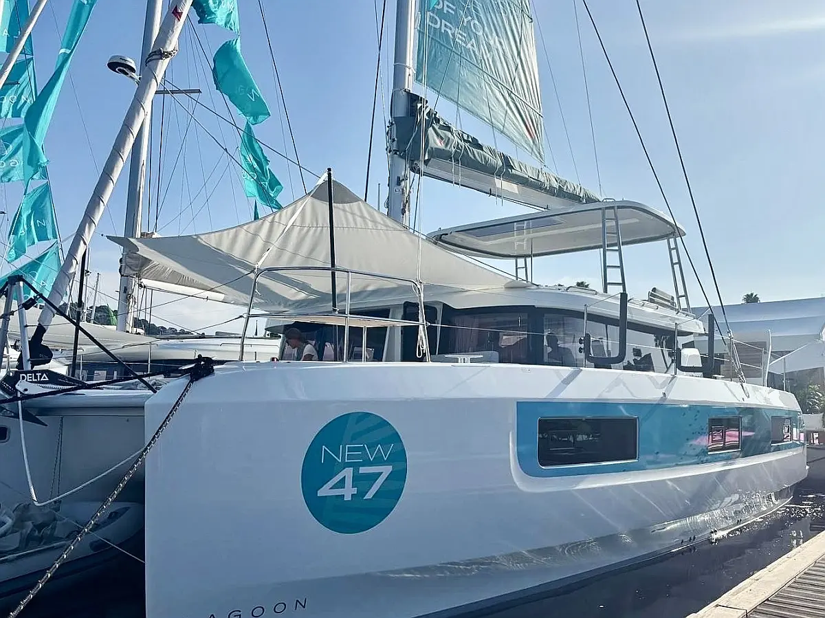Lagoon 47