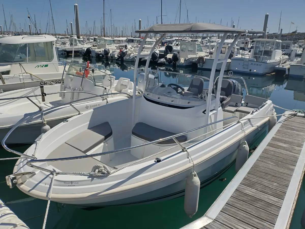 Cap Camarat 5.5 CC