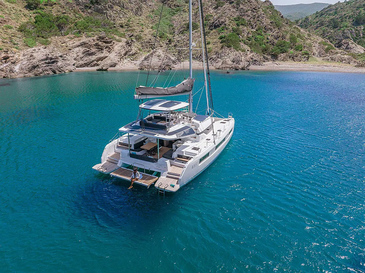 Lagoon 51