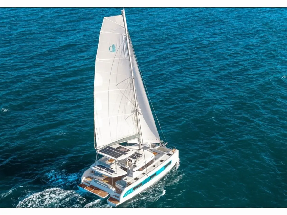 Lagoon 47