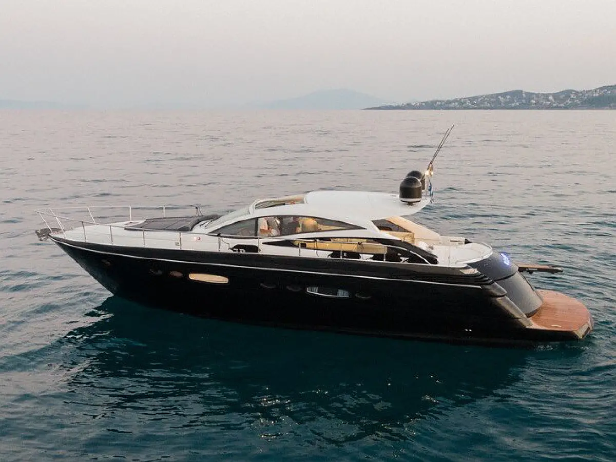 Pershing 56