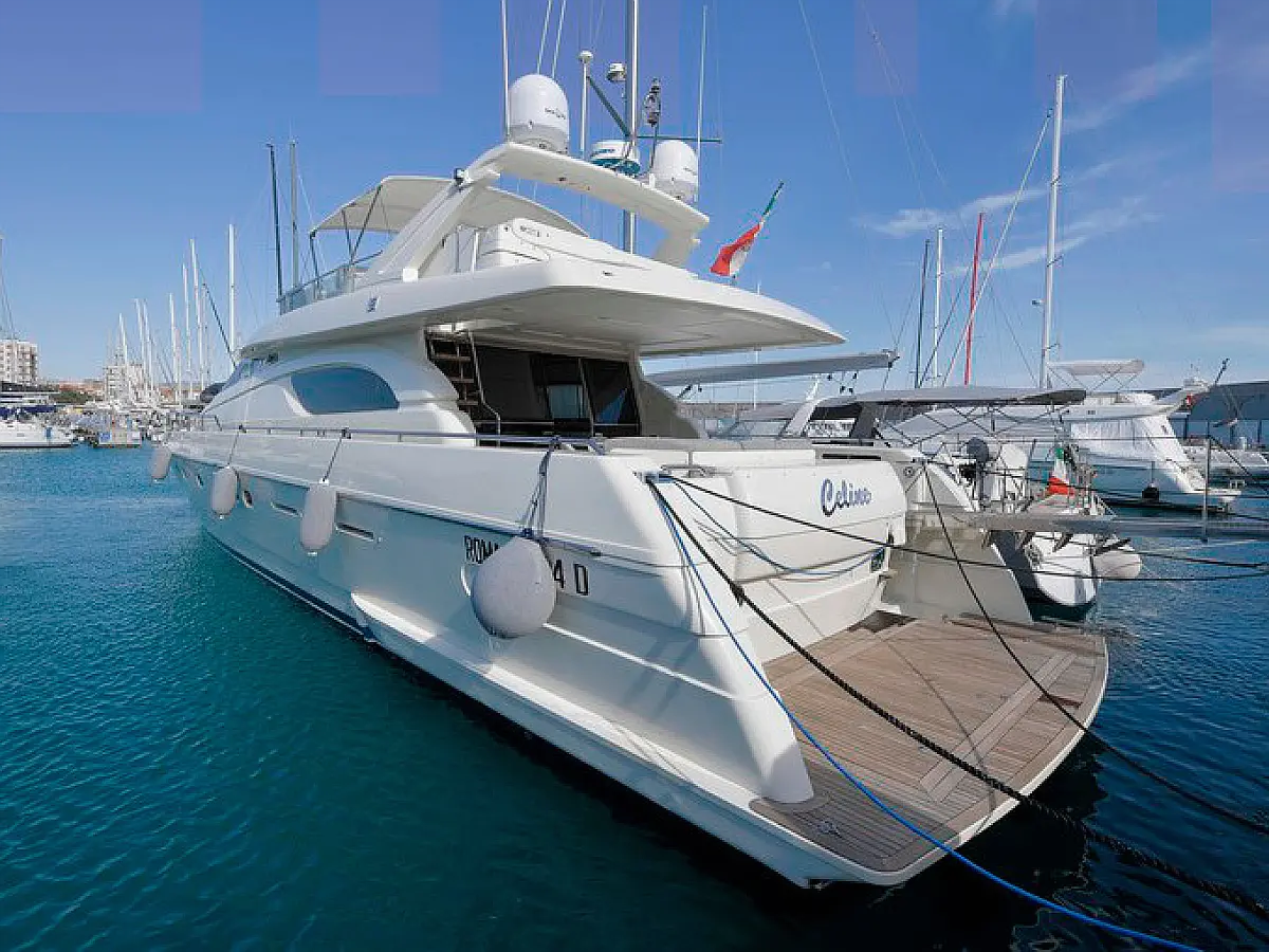 Ferretti 70