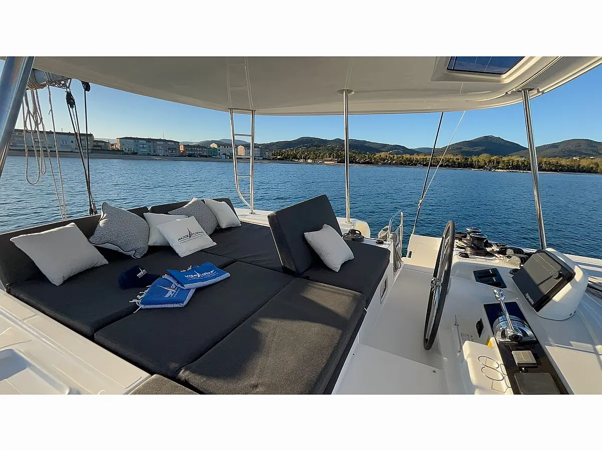 Lagoon 46