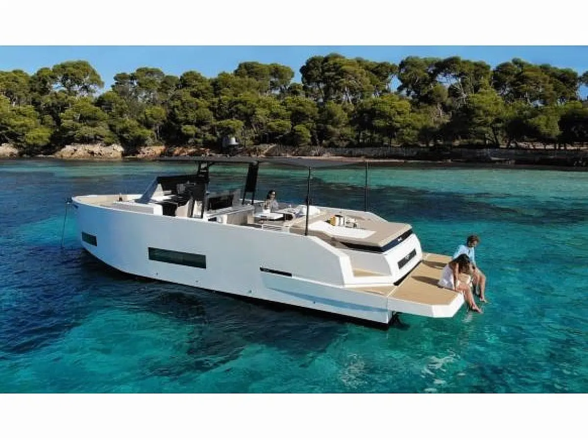 De Antonio D42
