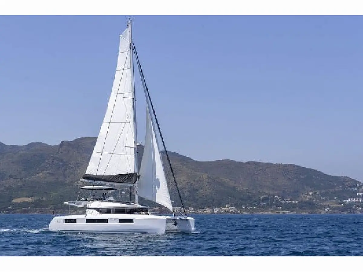 Lagoon 51