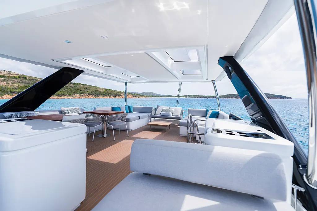 Lagoon Seventy 7 - 