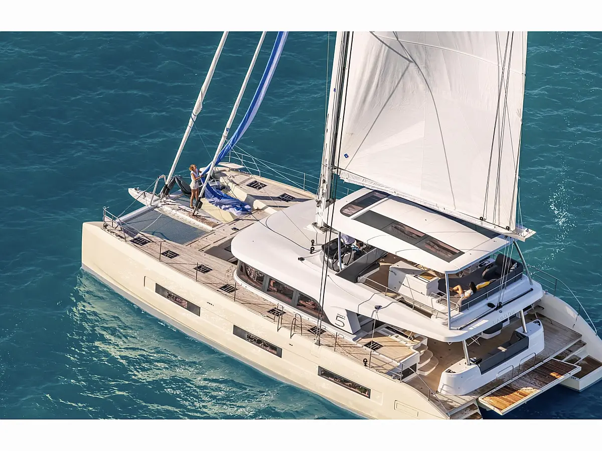 Lagoon 55 (version 5 cabines doubles)
