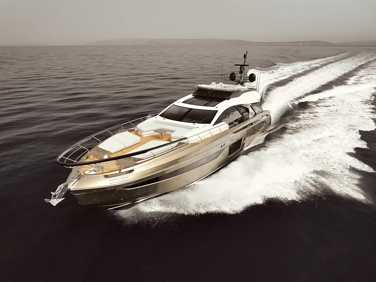 Azimut S8